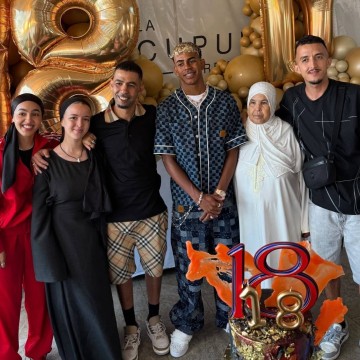 亚马尔18岁生日宣言，目标欧冠冠军，127场碾压四大传奇