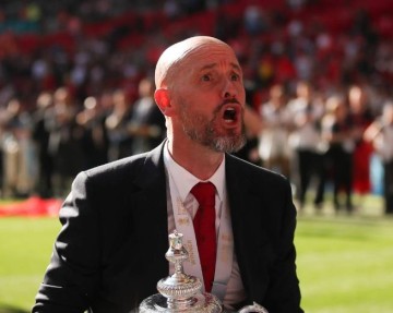 阿贾克斯主帅主动辞职，滕哈赫有望再次执教贾府，荷甲霸主回归？