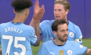 曼城以一场关键胜利稳固前三位置：4连胜领跑大黑马，提前锁定欧冠门票