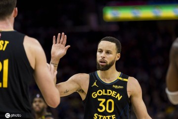 库里将与球队在迈阿密会合 有机会对阵热火时复出