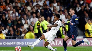 强行复出？皇马锋霸伤势未愈却硬撑出场，西甲国家德比危险吗？