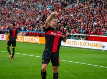 卡纳克称赞阿隆索的策略出神入化，“扎卡依赖症”有所缓解